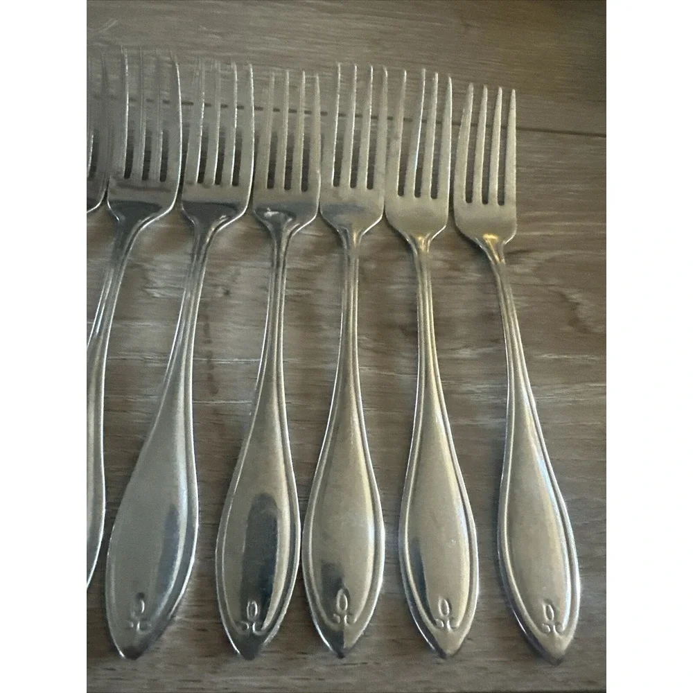 7 Oneida Temple‎ Stainless Flatware Salad Fork Outlined